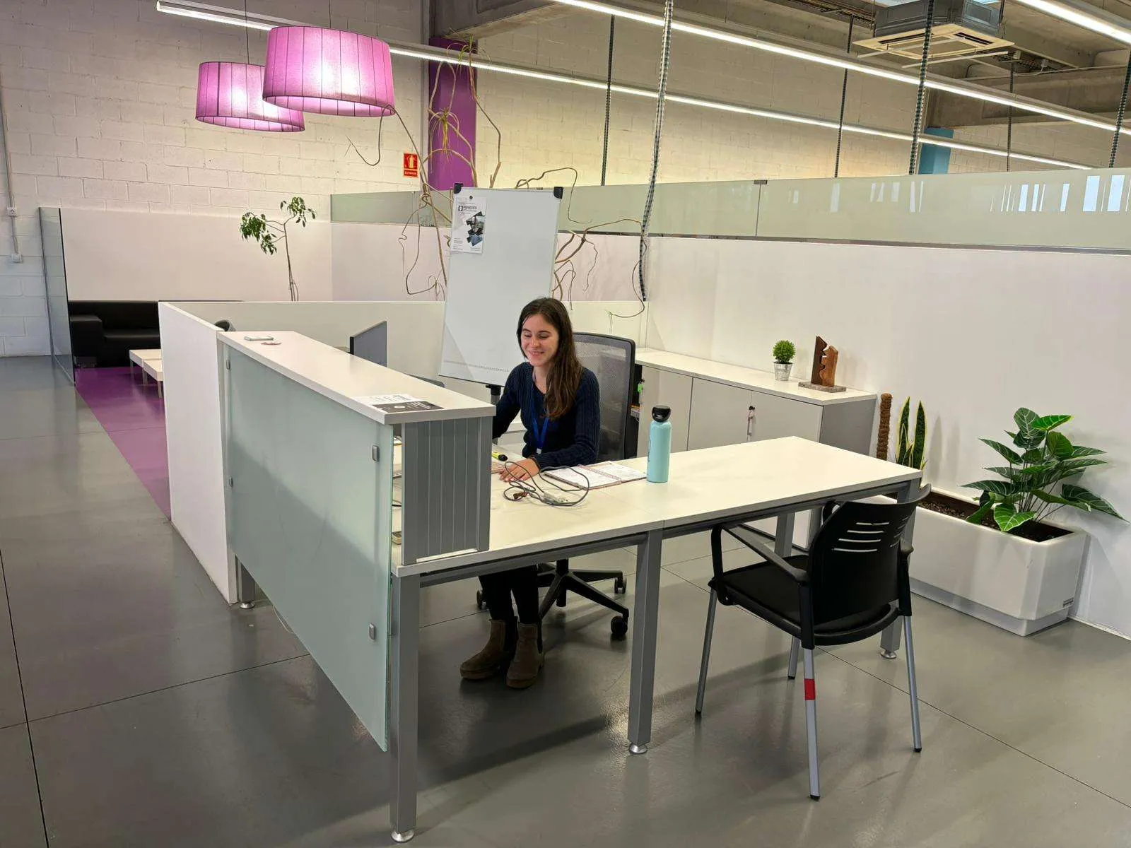 reception 2 Coworking Spaces