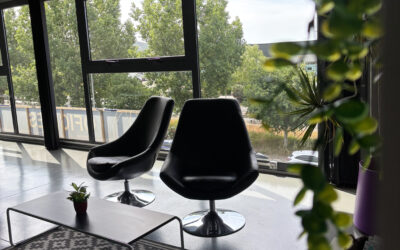 Per què treballar des d’un coworking millora la teva salut mental